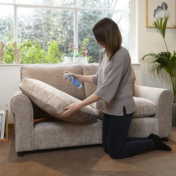 4 cách làm sạch rẻ mà hiệu quả cho đệm, thảm, sofa nỉ